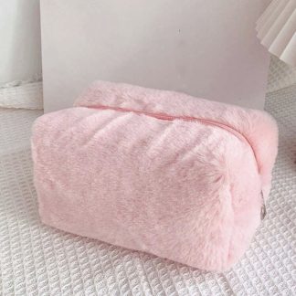 Neceser color rosa de felpa